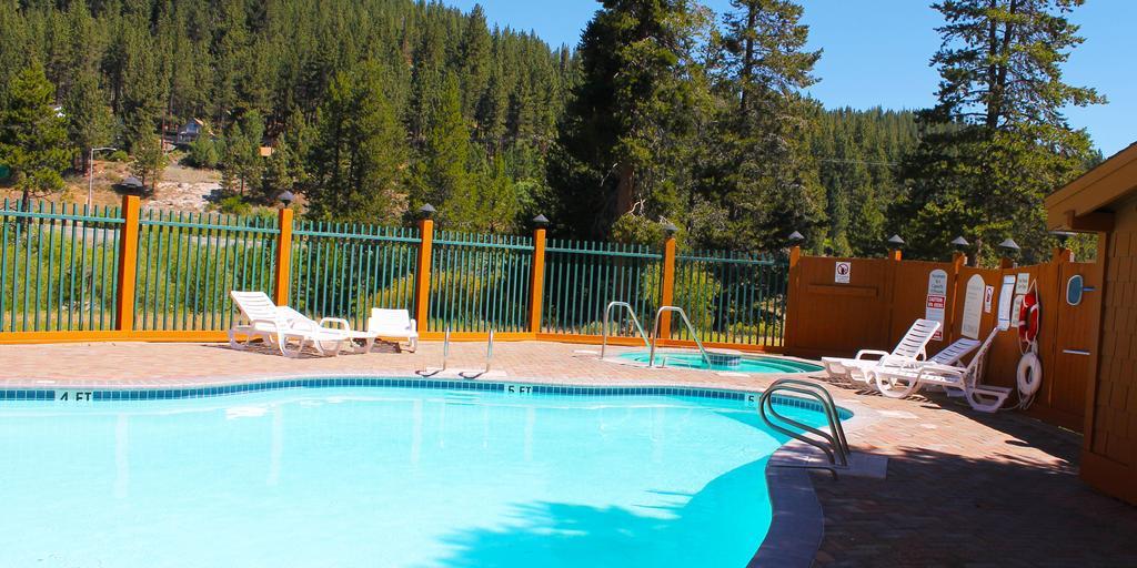 Truckee Donner Lodge Bagian luar foto